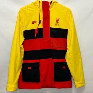 Nike Liverpool FC Hype Hike Lifestyle Jacket
